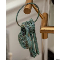 Black Antique Key Ring Decoration -Spooky Fun Sales Store black antique key ring decorationss45130 a01