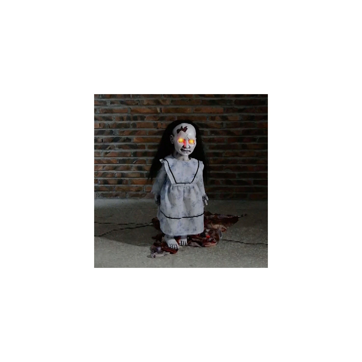 Animated Lunging Graveyard Baby Decoration 2 Animated Lunging Graveyard Baby Decoration - Image 2